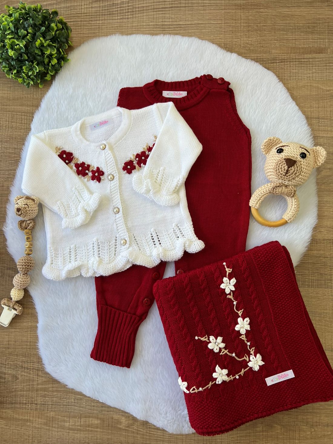KIT SAIDA DE MATERNIDADE HELENA VERMELHA 6 PEÇAS PERSONALIZADO