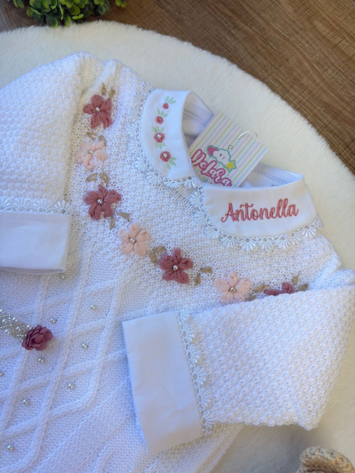 KIT SAIDA MATERNIDADE ISABELA BRANCO 7 PEÇAS PERSONALIZADO