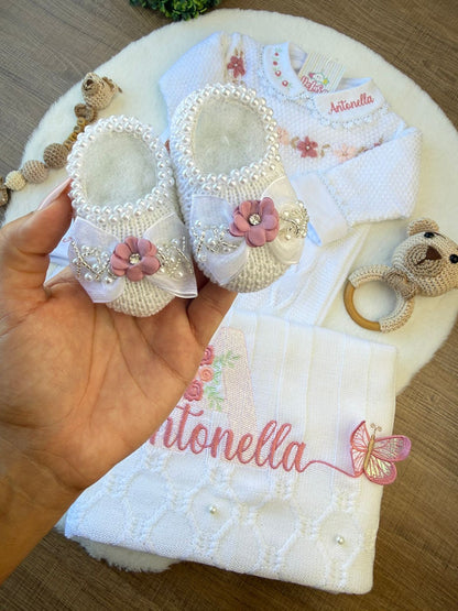 KIT SAIDA MATERNIDADE ISABELA BRANCO 7 PEÇAS PERSONALIZADO