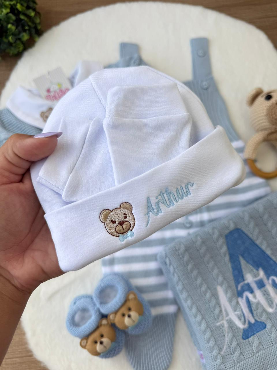 KIT VICENTE - SAÍDA DE MATERNIDADE COMPLETA DE TRICOT 7 PEÇAS URSO