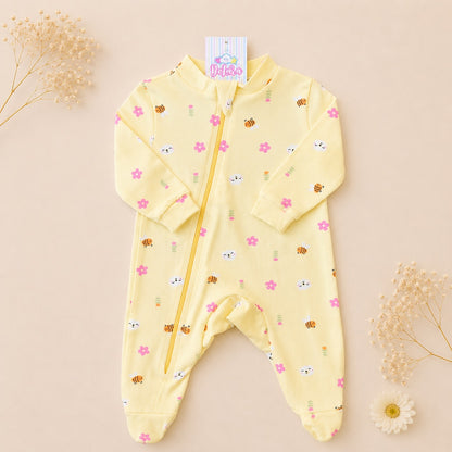 MACACÃO BEBÊ COM ZÍPER E PÉ FECHADO - ESTAMPAS EXCLUSIVAS