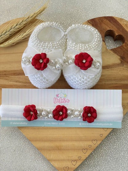 SAPATINHO + FAIXINHA BRANCO FLOR VERMELHO